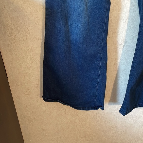 SHEIN curve size 3X straight leg jeans with 5 pockets. - Picture 5 of 9